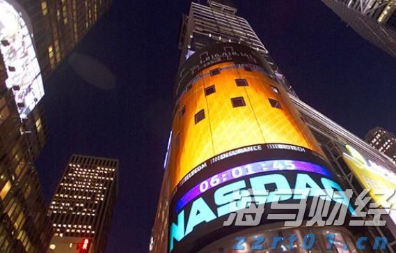 柳梧铁路金田跨平武高速特大桥首片T梁顺利架设